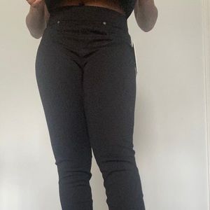Black jeggings
